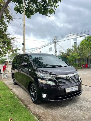 Toyota Vellfire 2010 full option