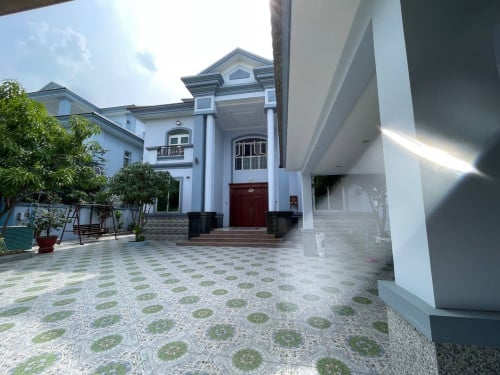 Villa for rent at borey Angkor Phnompenh