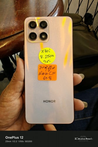 X30i 8g256gសានុំហ្សីន97% c