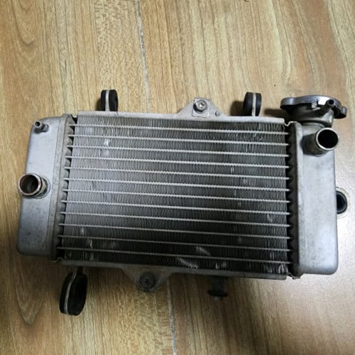 ធុងទឹកស្អំ cooler tank