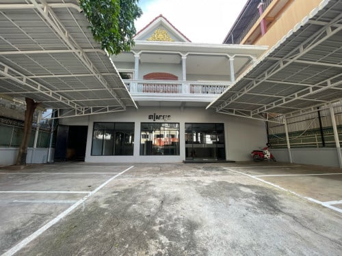 វីឡាសម្រាប់ជួល នៅបឹងកេងកង២