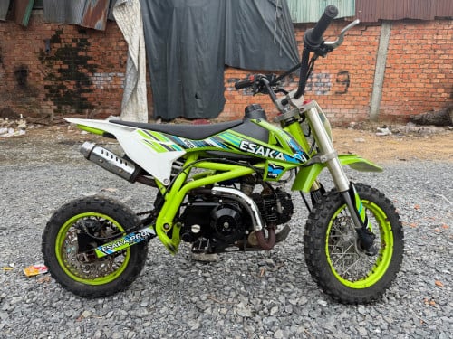 ម៉ូតូត្រៃសម្រាប់ក្មេង