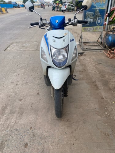 មាសុីនស្ងាត់