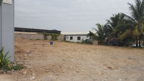 ដីលក់ថោកខ្លាំង នៅជិត អុីនអនពីរ 20x30ម្ចាស់ផ្ទាល់