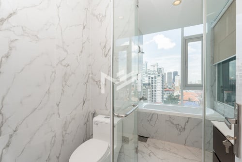 ខុនដូរសម្រាប់លក់-2 BR For Sale, J Tower 2 📍