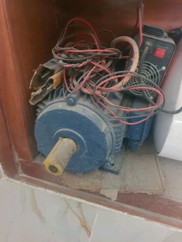 មូទ័រ3ហ្វារ