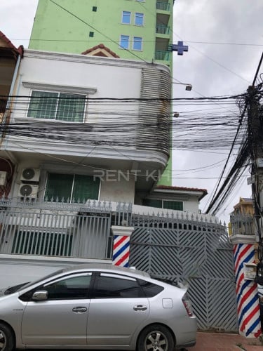 ផ្ទះសម្រាប់ជួលនៅខណ្ឌចំការមន / Flat for Rent at Khan Chamkar Mon