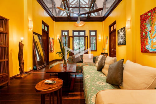 វីឡាសម្រាប់លក់-French Colonial Villa 📍