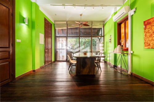 វីឡាសម្រាប់លក់-French Colonial Villa 📍