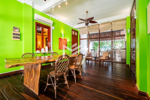 វីឡាសម្រាប់លក់-French Colonial Villa 📍