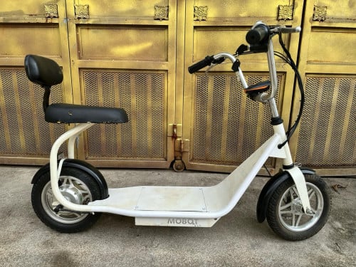 ស្គូតធឺម៉ូទរ័ម៉ាកmobot