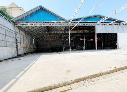 ឃ្លាំងសម្រាប់ជួល | Warehouse for Rent