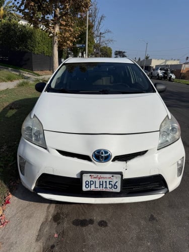 2012 Toyota Prius option 2 
