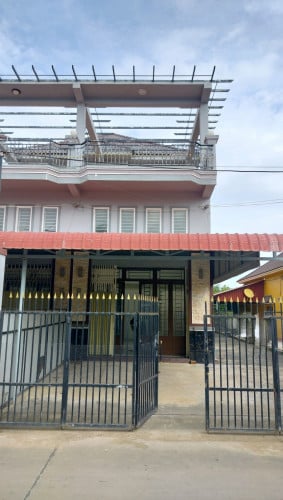 A private link house for rent in Kampot