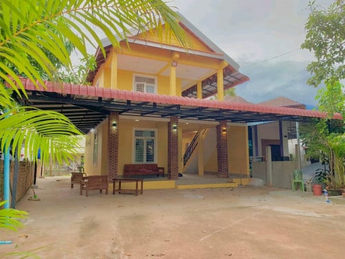 A private villa for rent in Kampot