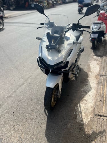 ADV 021 តំលៃធូរថ្លៃ