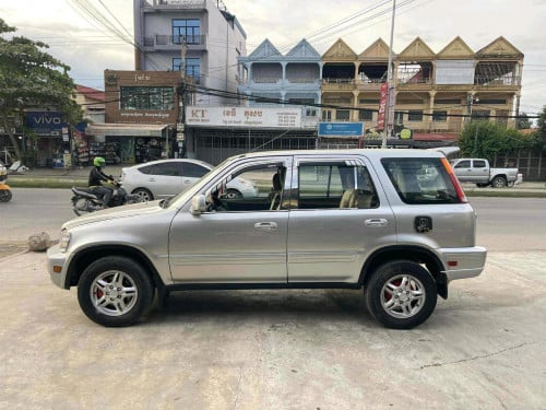 CRV ឆ្នាំ​1999 ឡាន​ស្អាត​អត់បុកមុខក្រោយស្អាត