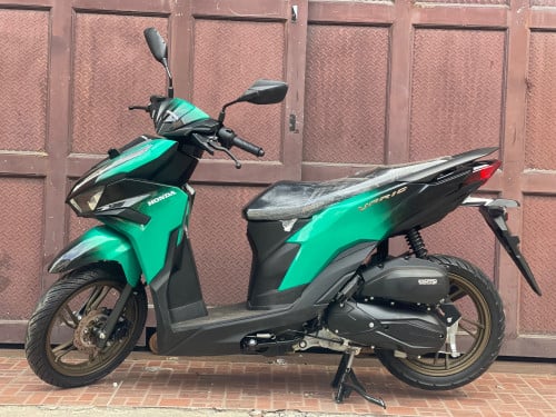 Honda Vario ឆ្នាំ2024 Smart Key ថ្មីក្រដាសពន្ធ💯💯 មានសេវាបង់រំលស់សុទ្ធ100%
