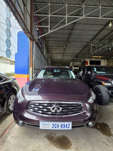 INFINITY FX35 2009 Full Option Touch screen ខ្លាញ់គោស្រុកខ្មែរ