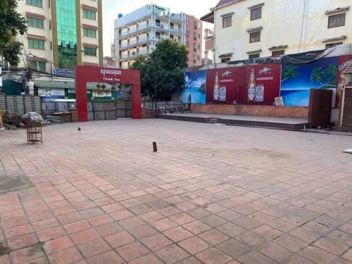 Land For Rent- Chamkarmon Phsa Derm Tkov