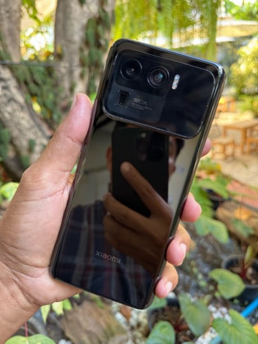 Mi 11 Ultra 8g/256g Global (វៃដូរបាន)👉$230