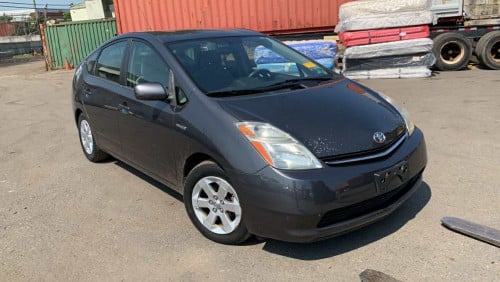 Prius 07 half full