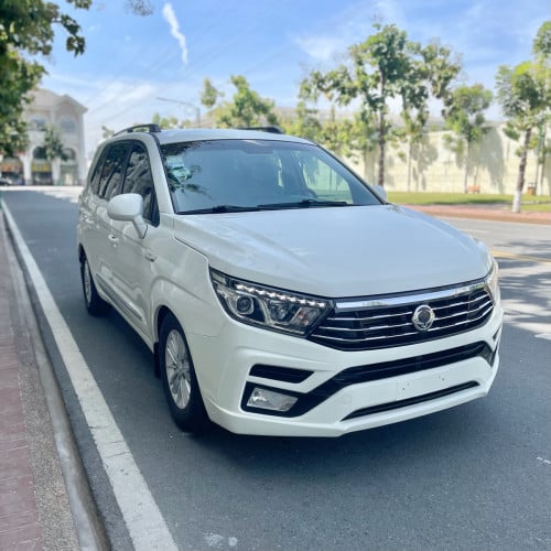 Ssangyong Stavic 2019