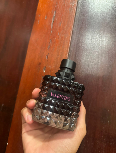 Valentino Donna born in Roma intense