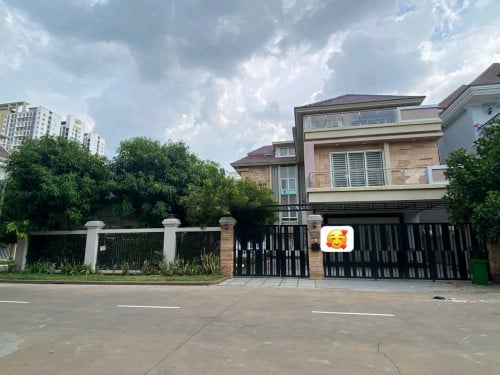 Villa king for sale at PH Beoung Snor