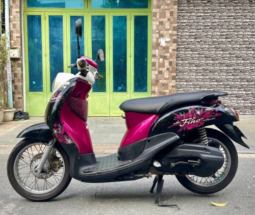 Yamaha fino (115cc, year2011) មានកាតគ្រី