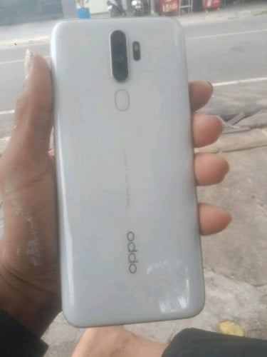 នៅស្តាត