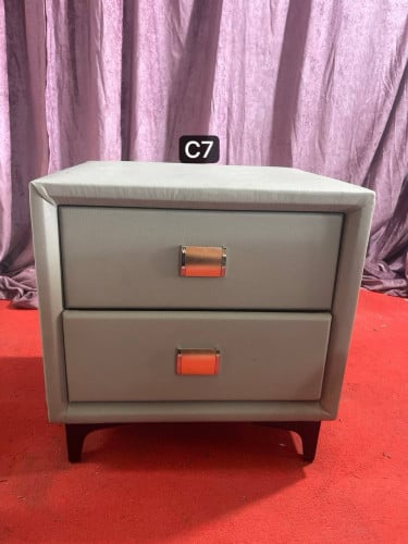 ទូរក្បាលគ្រែ