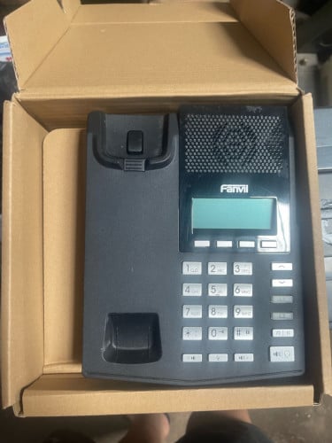 ទូរសព្ទដាក់តុ 200 គ្រឿងជាង