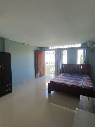 បន្ទប់ជាន់លើ ជាន់ទី3 បន្ទប់ម៉ាស៊ីនត្រជាក់85$/ខែ