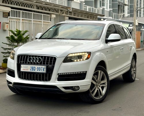 ឡានលក់ Audi Q7 2011 ម៉ាស៊ូត V6 ម្ចាស់ដើមតម្លៃល្អ