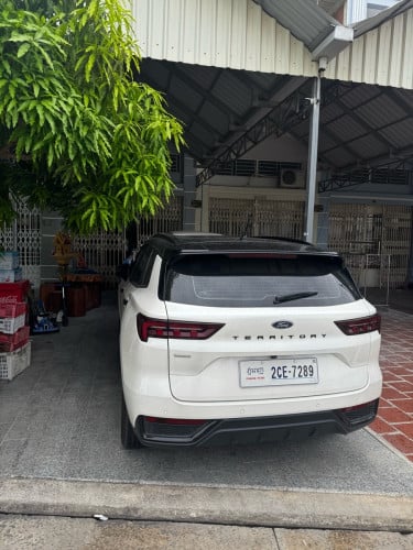 ឡានលក់​ Ford territory dark edition 2025