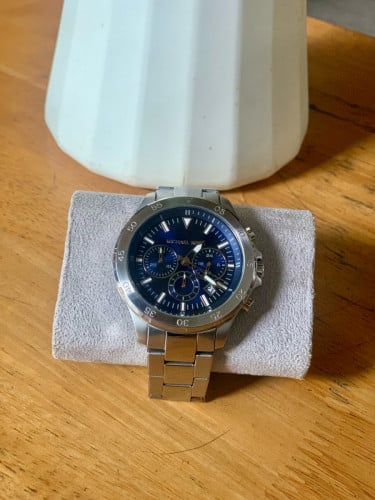 លក់នាឡិការដៃបុរស ប្រេន Michael korse