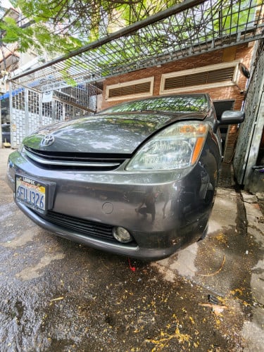 កំពូលថ្មី Prius 2009Full option មូល100%
