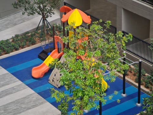 ខុនដូ The Park Land Condo ជាន់ទី8 បែរទៅទឹសខាងឆ្វេង។ ការរស់នៅបែបទាន់សម័យ មានផាសុកភាព និង សុវត្ថិភាព។