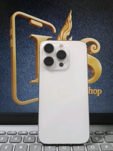 📱iPhone 15 Pro KH/A 💾Storage128G / សាណុំហ្សុីនណែន✅នៅស្អាត98%🔋 Battery Health 86% បែកខ្នងបន្តិច