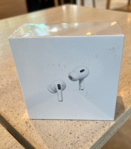 Earphones & AirPod