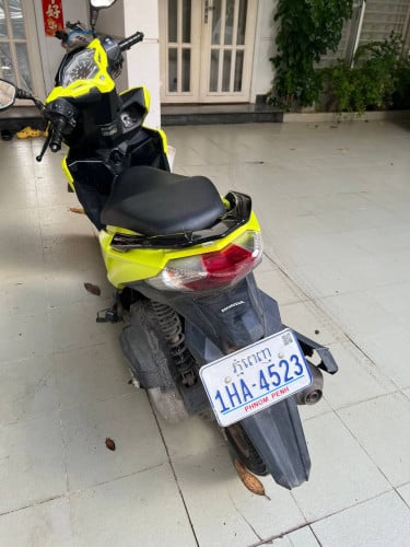 Honda click 017 up 019