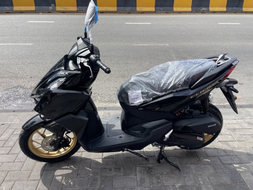 Honda Click 160ថ្មីកេសក្រុមហ៊ុន100%