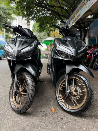 Honda Vario 125cc 2023 98% smart key ថ្នាំហ្ស៊ីន​