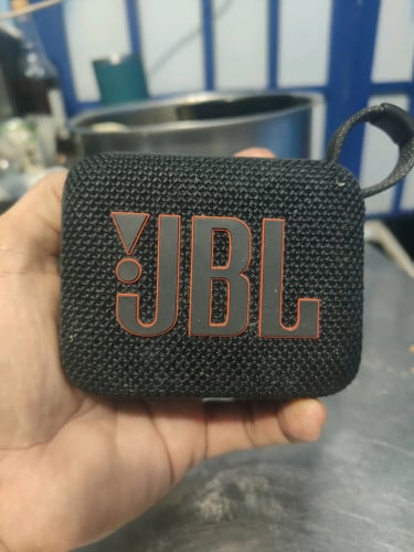 JBL sin 100% ថ្មី99% អត់ពេលស្តាប់ ចង់វ៉ៃដូរ iPhone 8 Bypass Sim ក៏បាន Oppo ក៏បាន ចង់ដូរឆាតមក