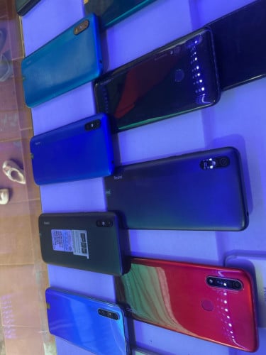 mi 5plus  មួយ​ 15$   mi 9A  28$