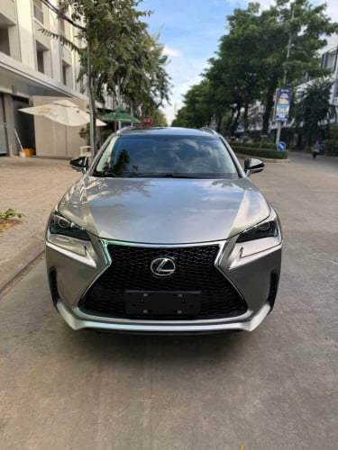 Nx200T 2015 up F-sport ក្នុងខ្មៅថ្មីខ្លាំង🥰📢 ពណ៌ Titanium