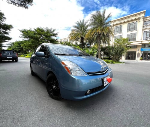 PRIUS 2006 h fullឡានស្អាត​ អត់បុកអត់ប៉ះ​ បាតខ្ចី ពន្ទុខ្ពស់កប់ ប្រព័ន្ធ​ភ្លើង​អ៊ែម​តំលៃ​ 9800$