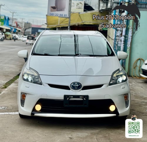 Prius 2012 option 5 advance full ពេញ