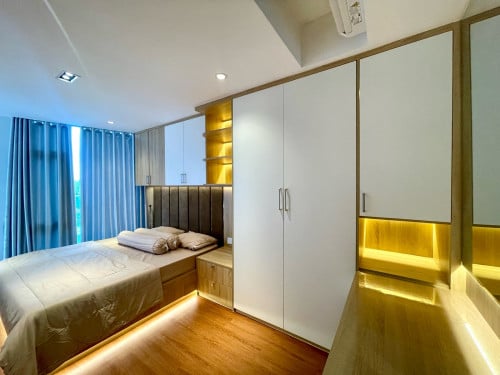 Rental at Time Square 3